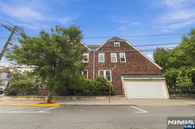 800 85th Street, North Bergen, NJ 07047