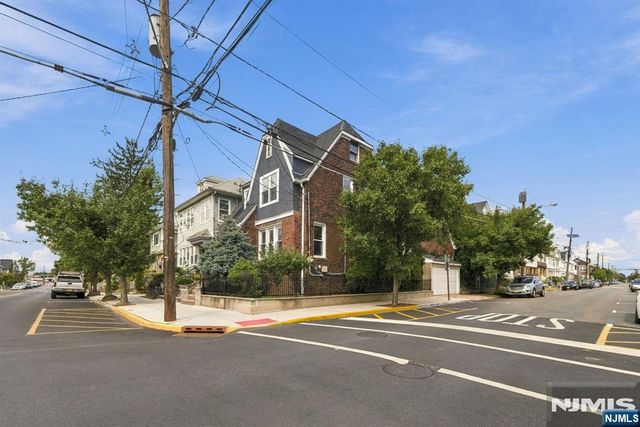 800 85th Street, North Bergen, NJ 07047