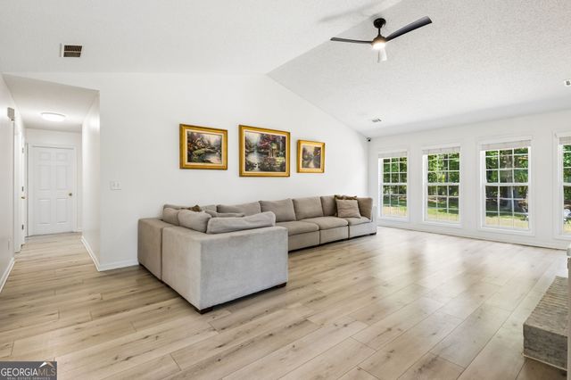 621 Teal Drive, Winder, GA 30680