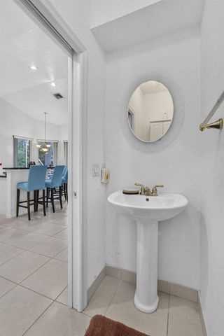 16571 78th Road N, Loxahatchee, FL 33470