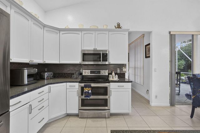 16571 78th Road N, Loxahatchee, FL 33470