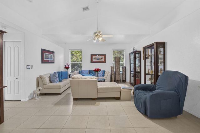 16571 78th Road N, Loxahatchee, FL 33470