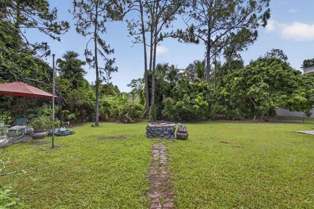 16571 78th Road N, Loxahatchee, FL 33470