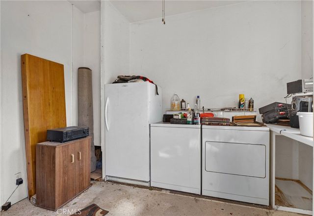 1422 N California, La Puente, CA 91744