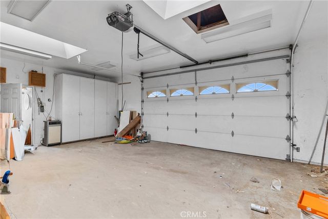 1422 N California, La Puente, CA 91744