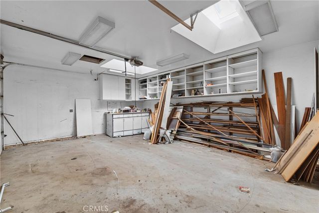 1422 N California, La Puente, CA 91744