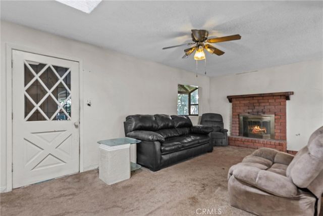 1422 N California, La Puente, CA 91744