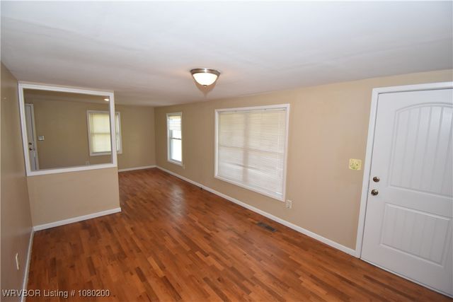 215 Rocky Ridge Road, Booneville, AR 72927