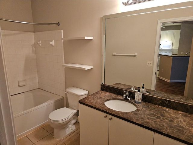 10 Perimeter Summit NE Boulevard 1303, Brookhaven, GA 30319