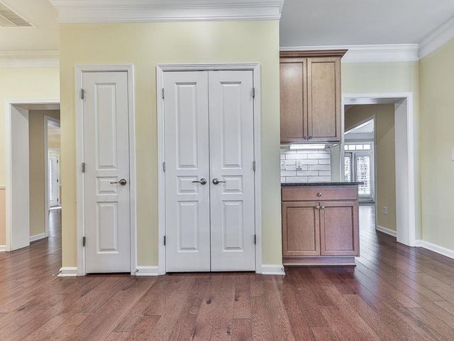 424 Larkspur Drive, Canton, GA 30114