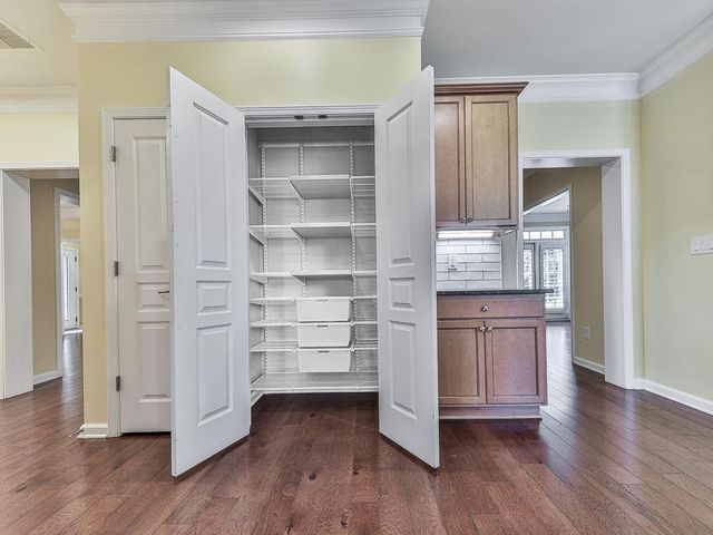 424 Larkspur Drive, Canton, GA 30114