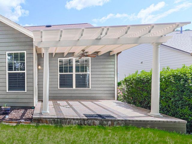 424 Larkspur Drive, Canton, GA 30114
