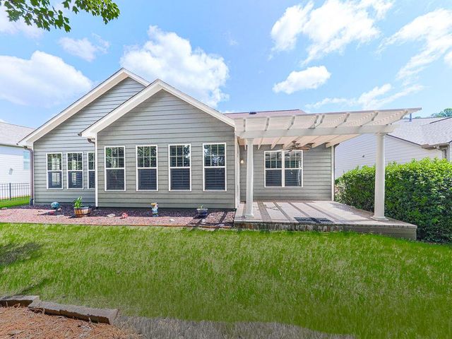 424 Larkspur Drive, Canton, GA 30114