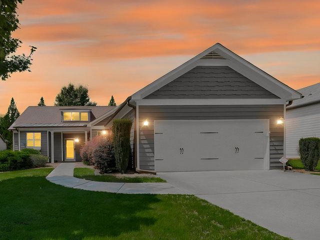 424 Larkspur Drive, Canton, GA 30114