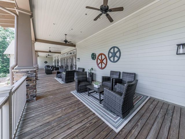424 Larkspur Drive, Canton, GA 30114