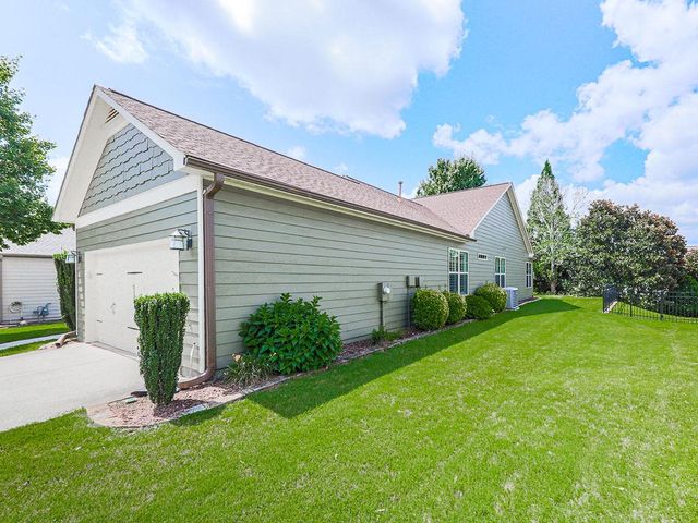 424 Larkspur Drive, Canton, GA 30114