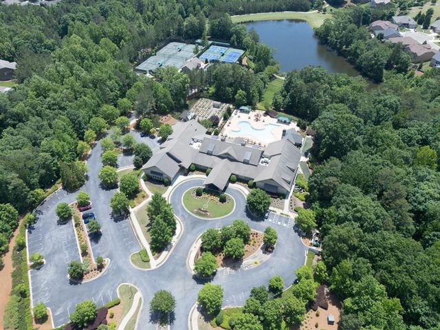 424 Larkspur Drive, Canton, GA 30114