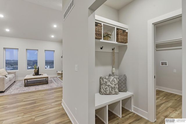 10901 N 161 Street, Bennington, NE 68007