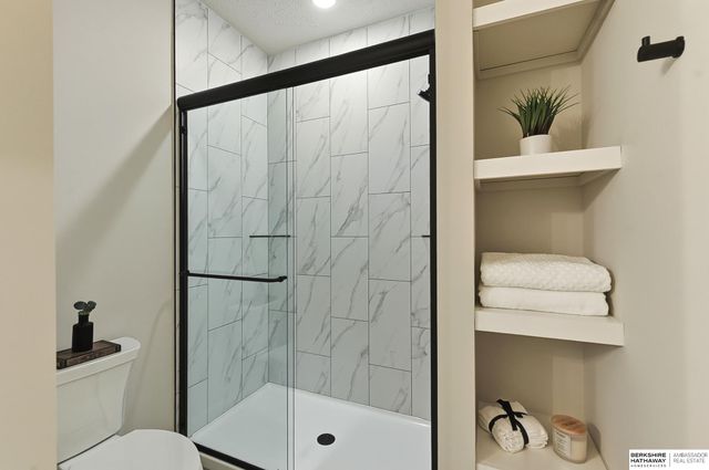 10901 N 161 Street, Bennington, NE 68007