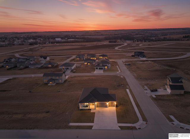 10901 N 161 Street, Bennington, NE 68007