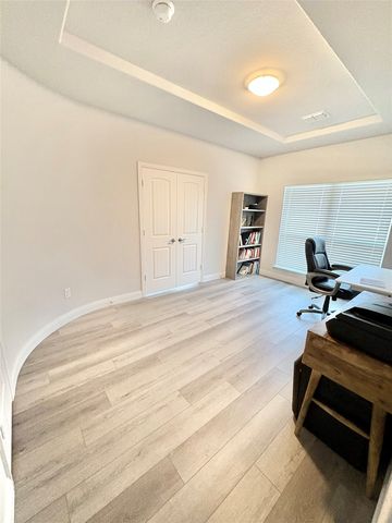 1606 Nighthawk Lane, Mansfield, TX 76063