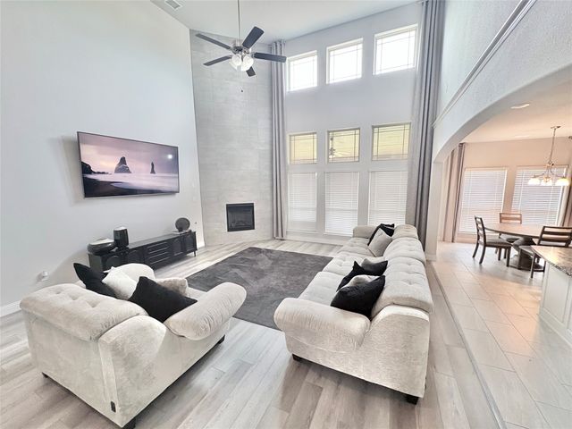 1606 Nighthawk Lane, Mansfield, TX 76063