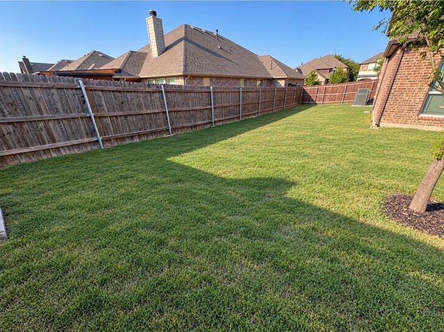 1606 Nighthawk Lane, Mansfield, TX 76063