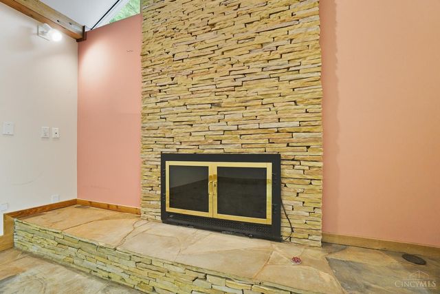 9870 Timbers Drive, Blue Ash, OH 45242