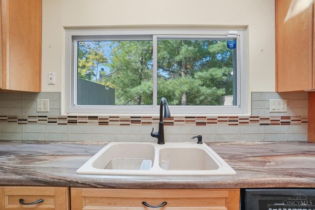 9870 Timbers Drive, Blue Ash, OH 45242