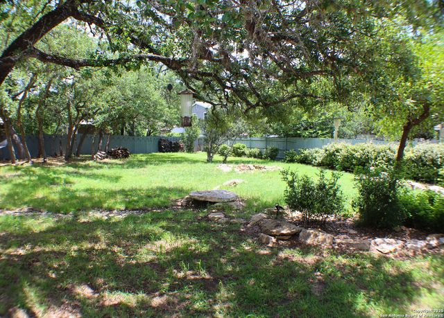 320 Lighthouse, Canyon Lake, TX 78133