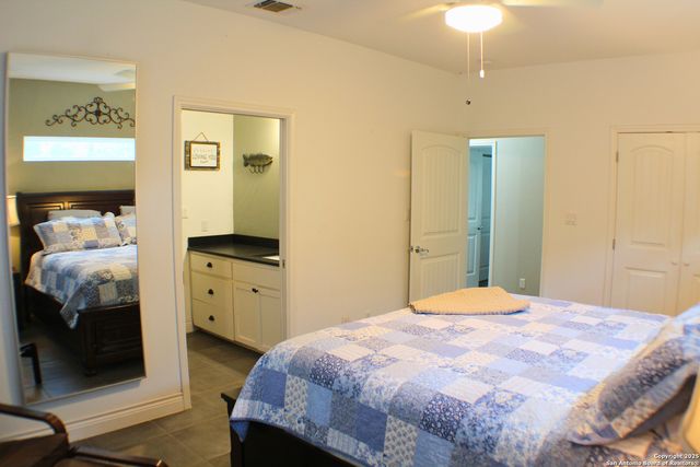 320 Lighthouse, Canyon Lake, TX 78133