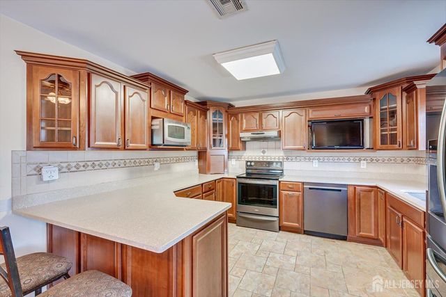720 Ford Avenue, Metuchen, NJ 08840