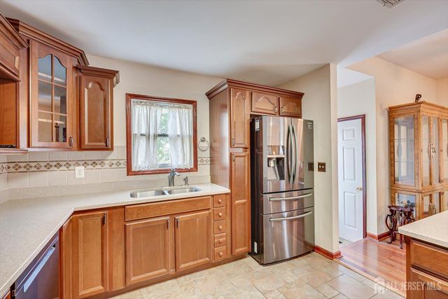 720 Ford Avenue, Metuchen, NJ 08840