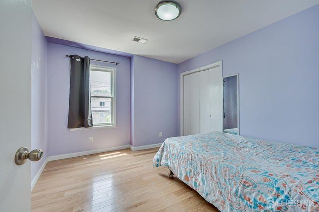 720 Ford Avenue, Metuchen, NJ 08840