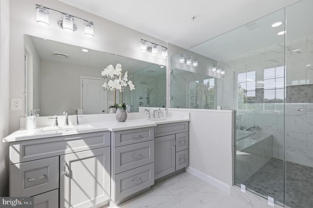 8597 CROOKED TREE LN, Laurel, MD 20724