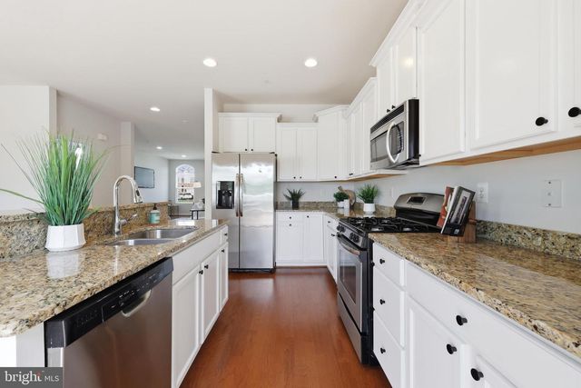 8597 CROOKED TREE LN, Laurel, MD 20724