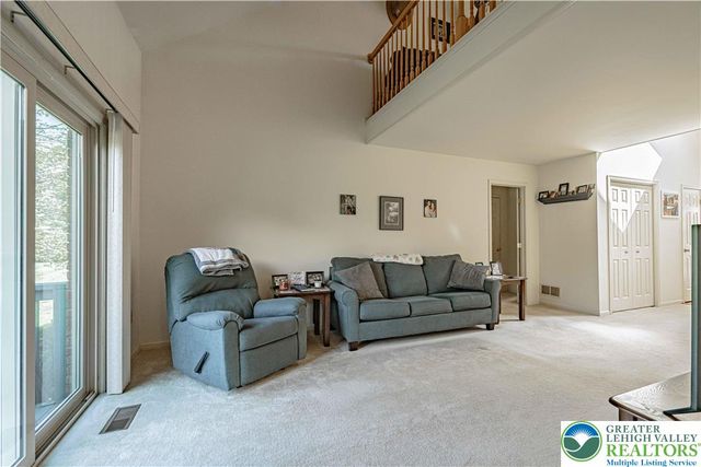 21 Winfield Court, Easton, PA 18045
