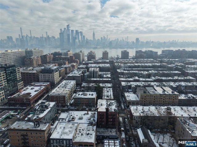 1300 Park Avenue 2B, Hoboken, NJ 07030