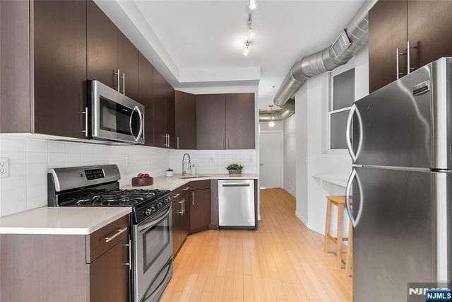 1300 Park Avenue 2B, Hoboken, NJ 07030