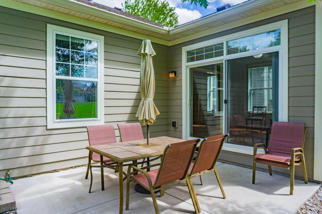 8356 Crabapple Court, Victoria, MN 55386