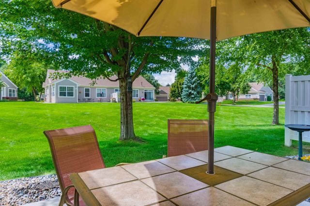 8356 Crabapple Court, Victoria, MN 55386
