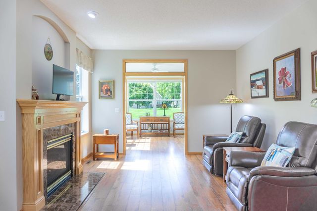 8356 Crabapple Court, Victoria, MN 55386