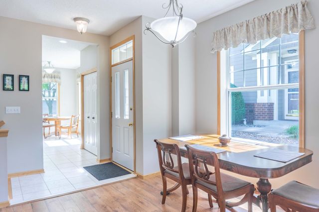 8356 Crabapple Court, Victoria, MN 55386