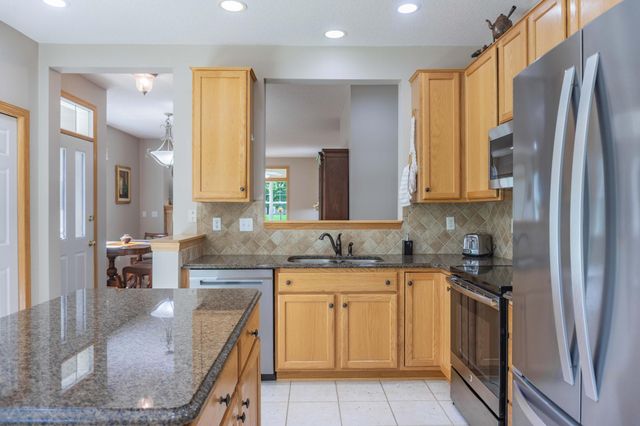 8356 Crabapple Court, Victoria, MN 55386