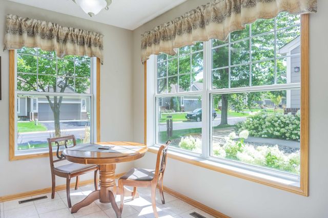 8356 Crabapple Court, Victoria, MN 55386