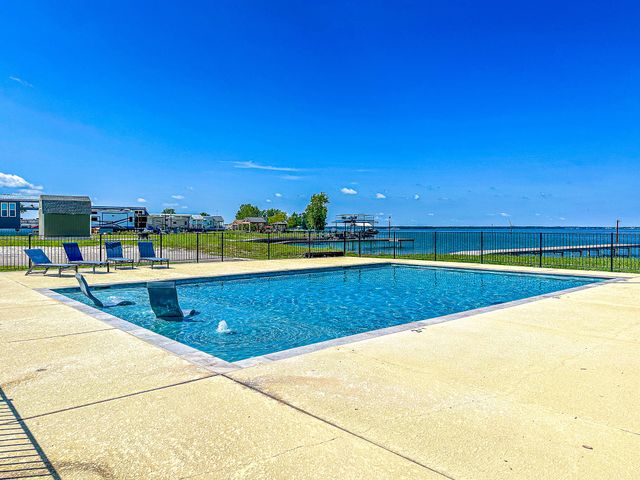 Lot 118 Peninsula Road, Kerens, TX 75144