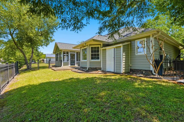 415 Lake Park Dr., Myrtle Beach, SC 29588