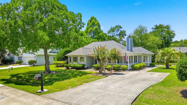 415 Lake Park Dr., Myrtle Beach, SC 29588