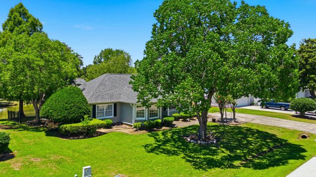 415 Lake Park Dr., Myrtle Beach, SC 29588