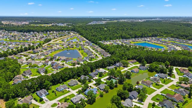 415 Lake Park Dr., Myrtle Beach, SC 29588